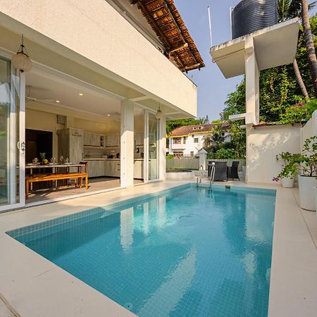 Elivaas 4 Bhk Villa Near Beach With Private Pool & Bar - Casa Boa Vida Candolim Exterior foto