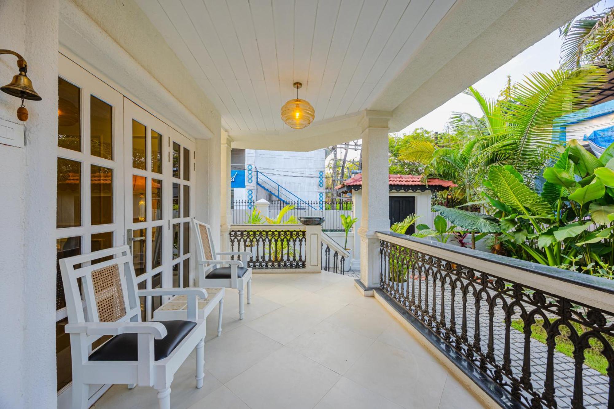 Elivaas 4 Bhk Villa Near Beach With Private Pool & Bar - Casa Boa Vida Candolim Exterior foto